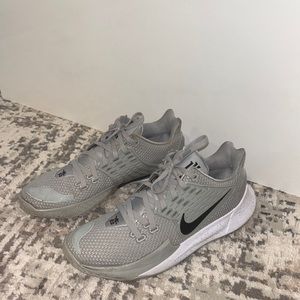 Nike kyrie 2 low TB promo wolf gray black white (used)